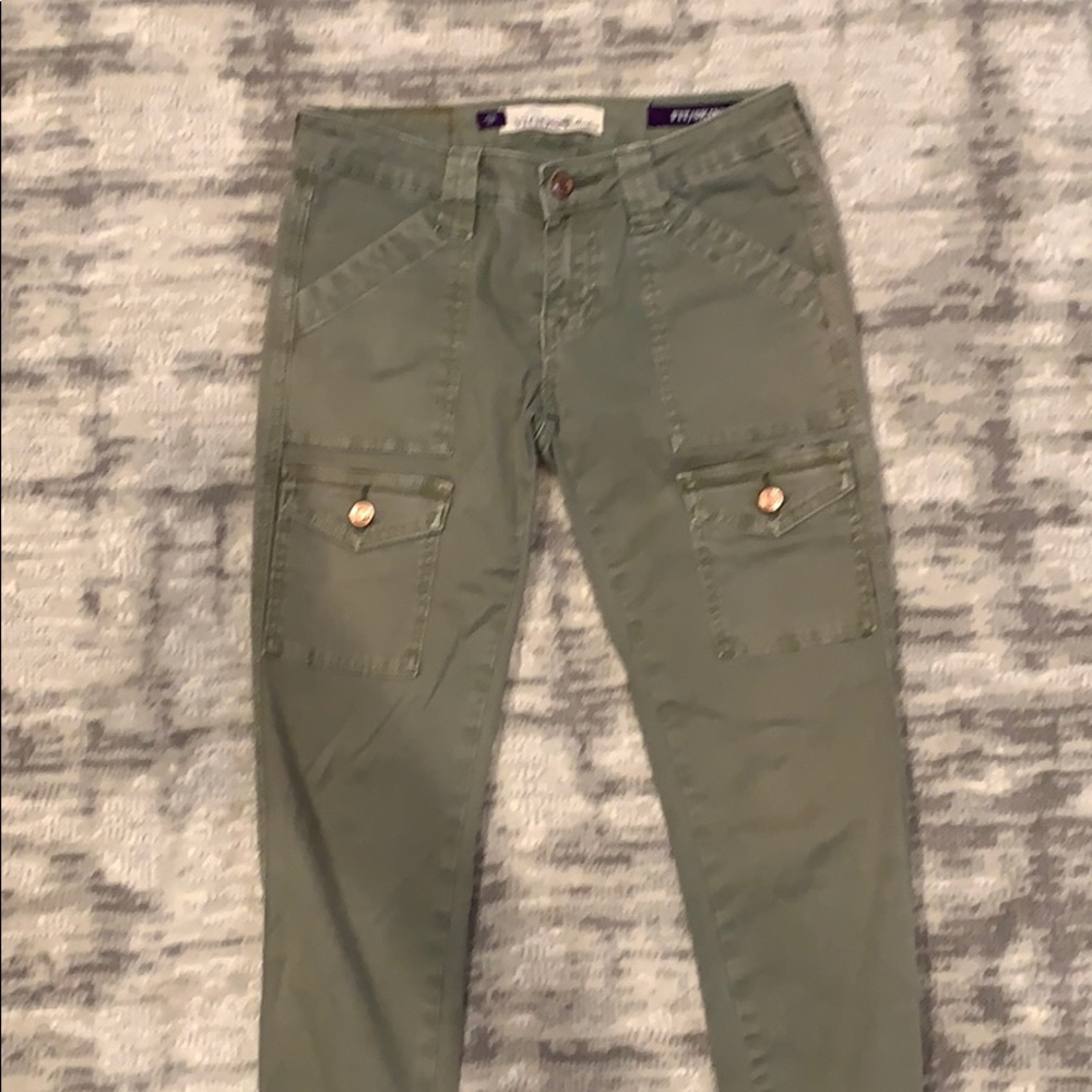 Utility/Cargo green skinny jeans